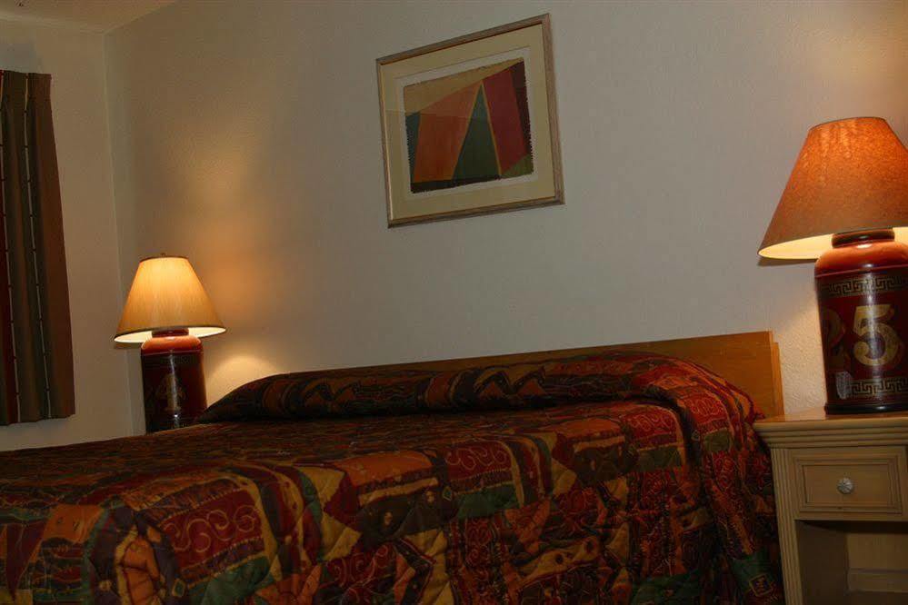 West Winds Lodge Руидозо Экстерьер фото
